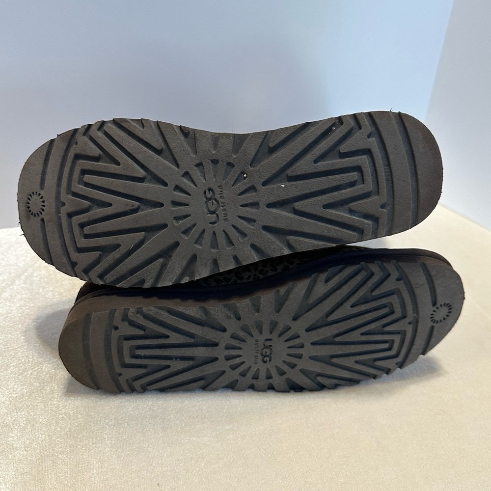 Ugg Boots Leopard Print Euc - image 5